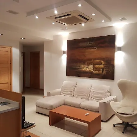 Penthouse In Old College Street Apartamento