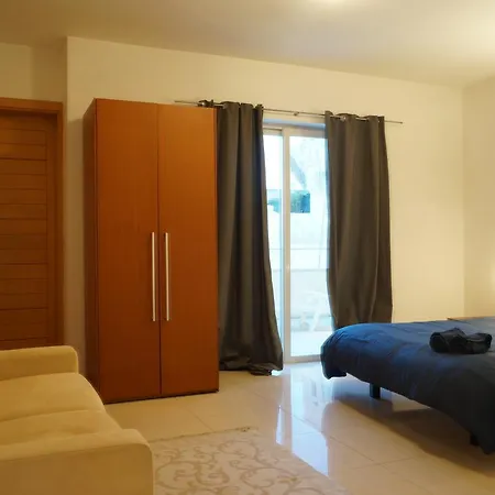 Penthouse In Old College Street Apartamento *